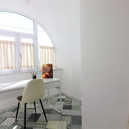 Mary'S Apartments - De Vivo Realty Масса-Лубренсе Екстер'єр фото