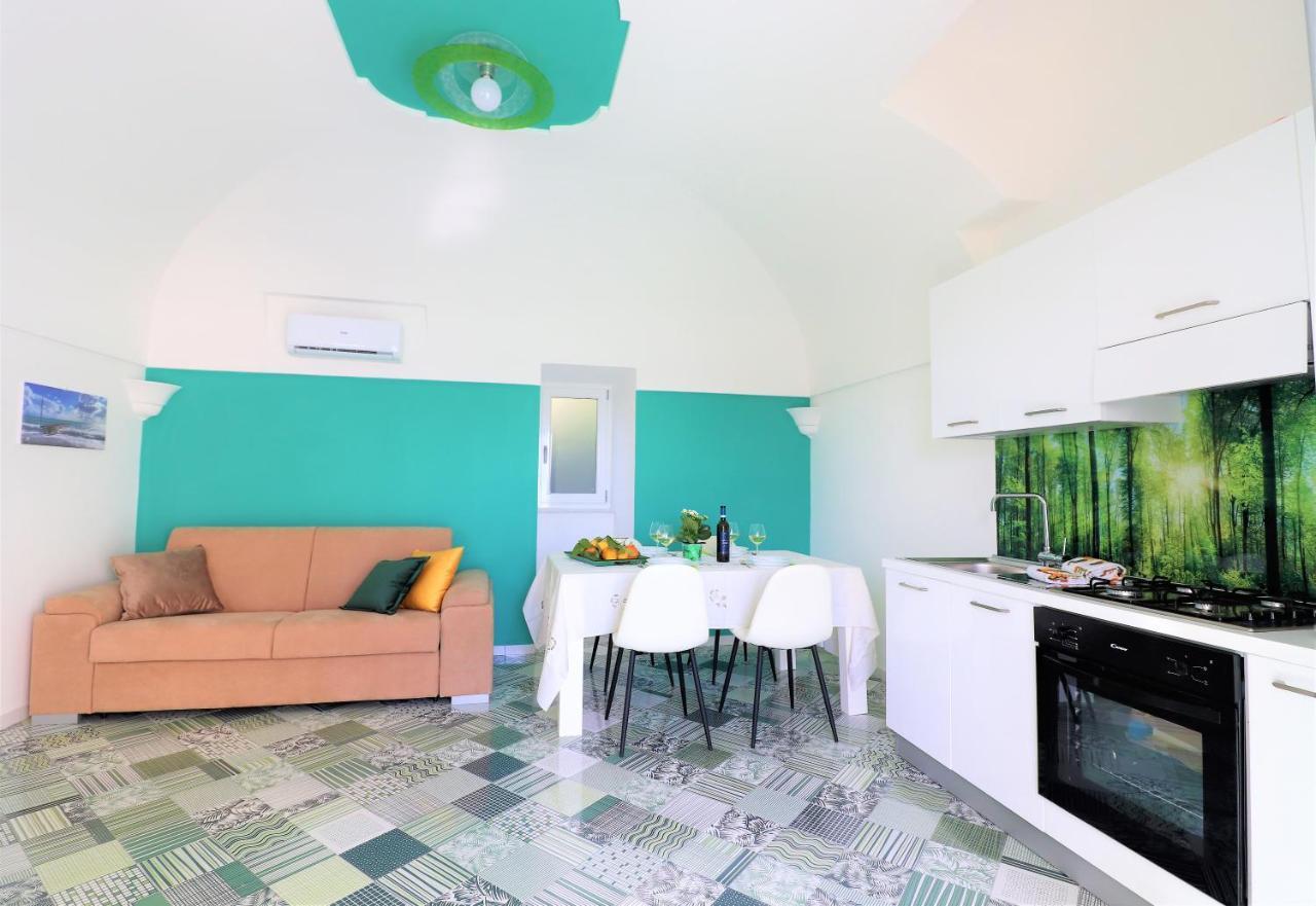 Mary'S Apartments - De Vivo Realty Масса-Лубренсе Екстер'єр фото